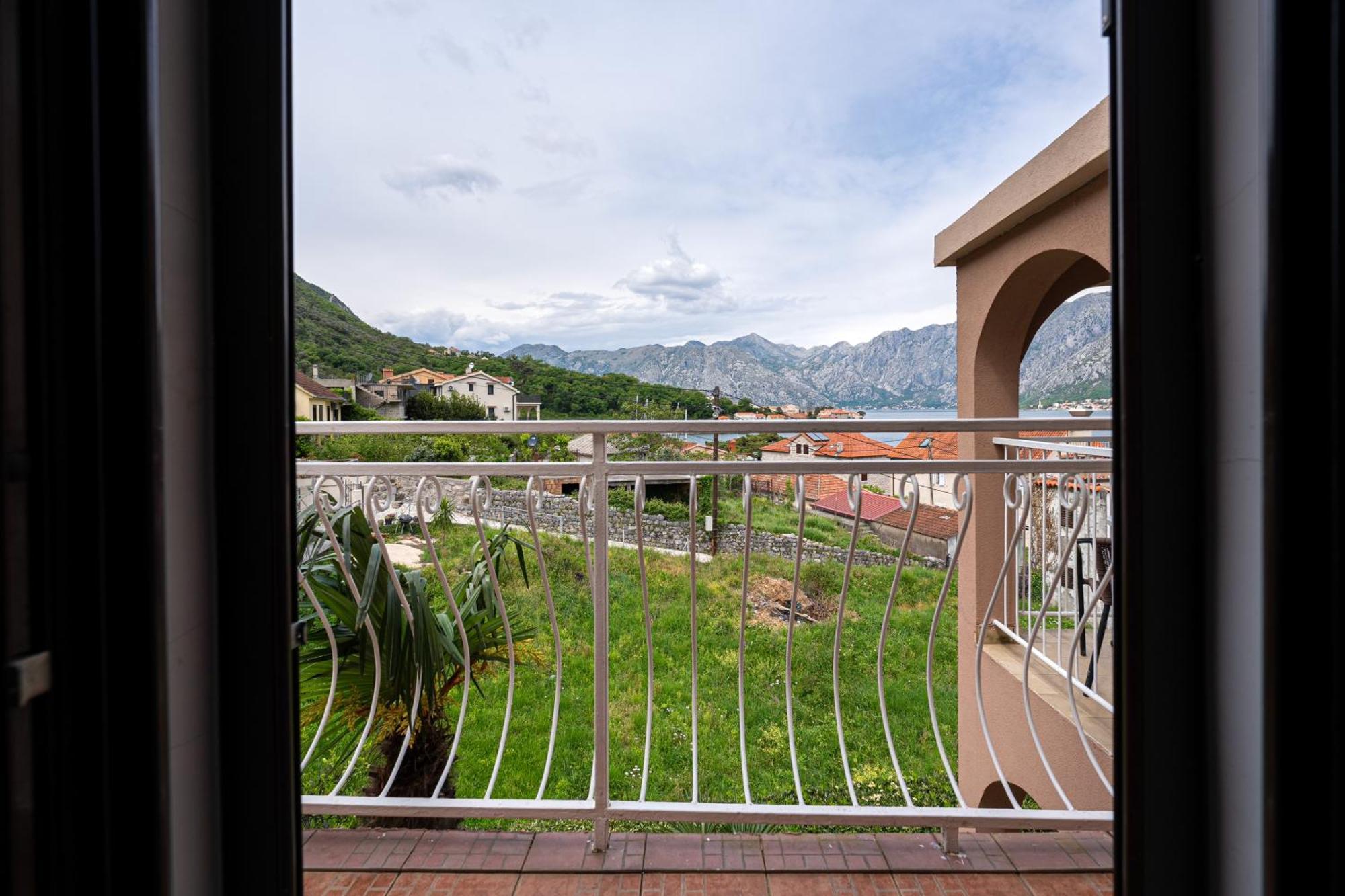 Hotel Bokeljski Dvori Kotor Room photo