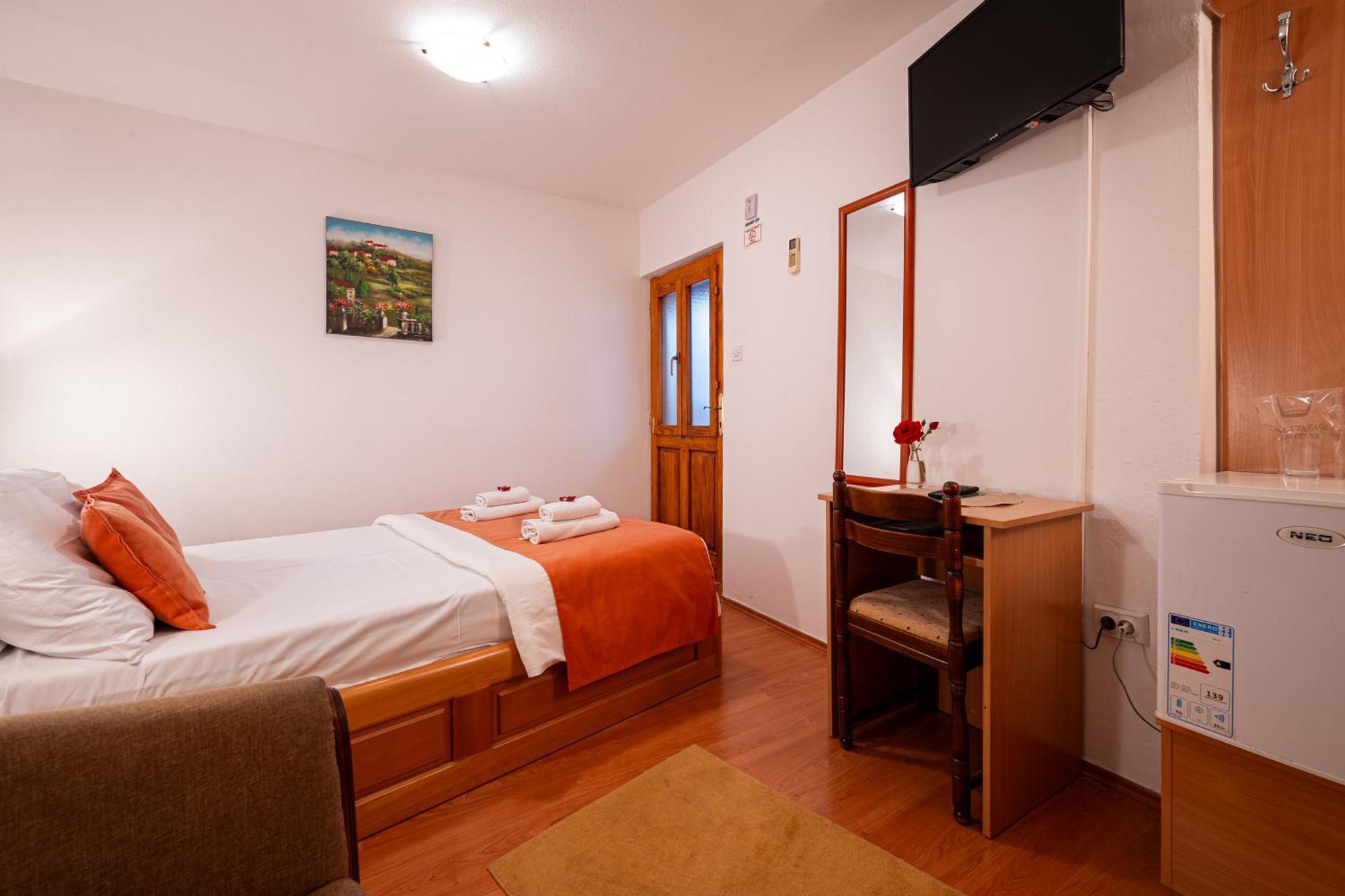 Hotel Bokeljski Dvori Kotor Room photo