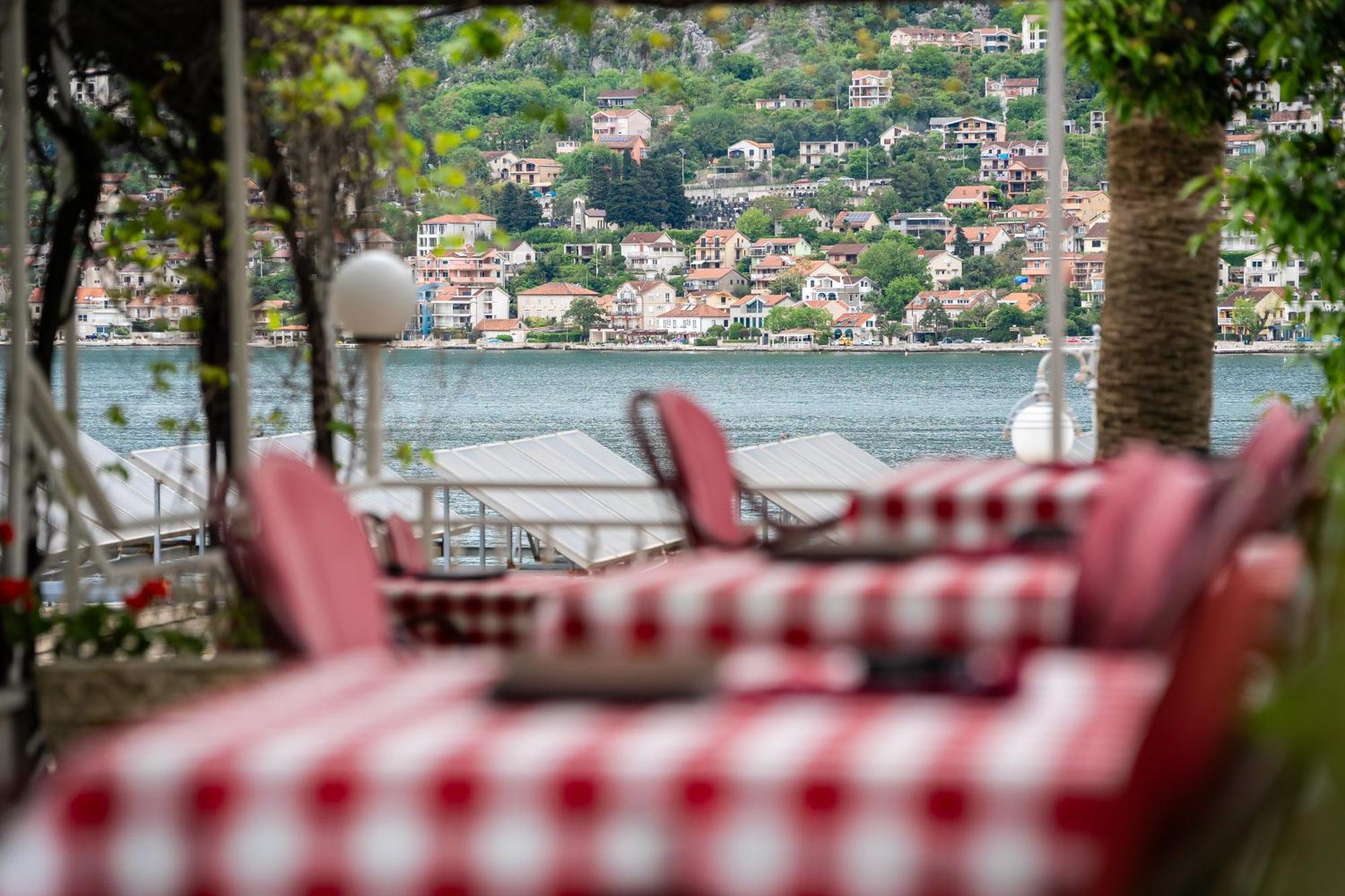 Hotel Bokeljski Dvori Kotor Exterior photo